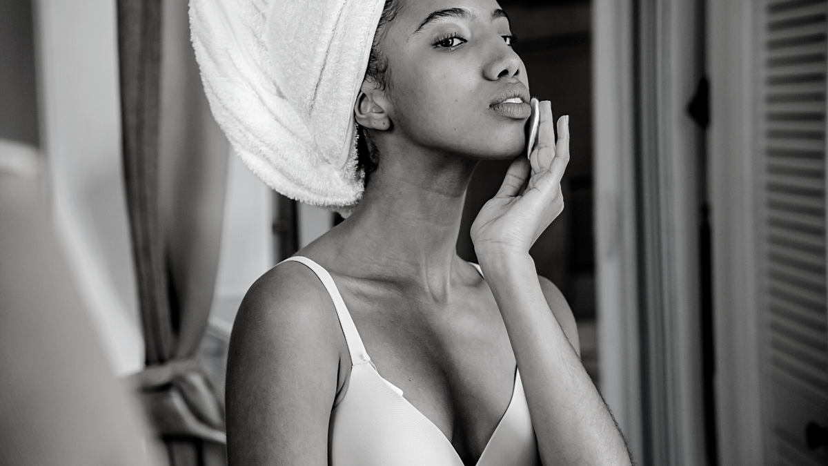 Petroleum Jelly vs Shea Butter