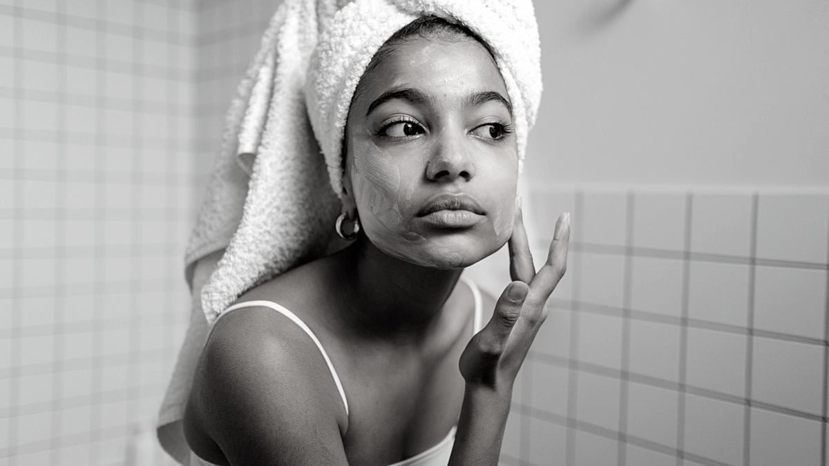BLACK SOAP AND DRYNESS
